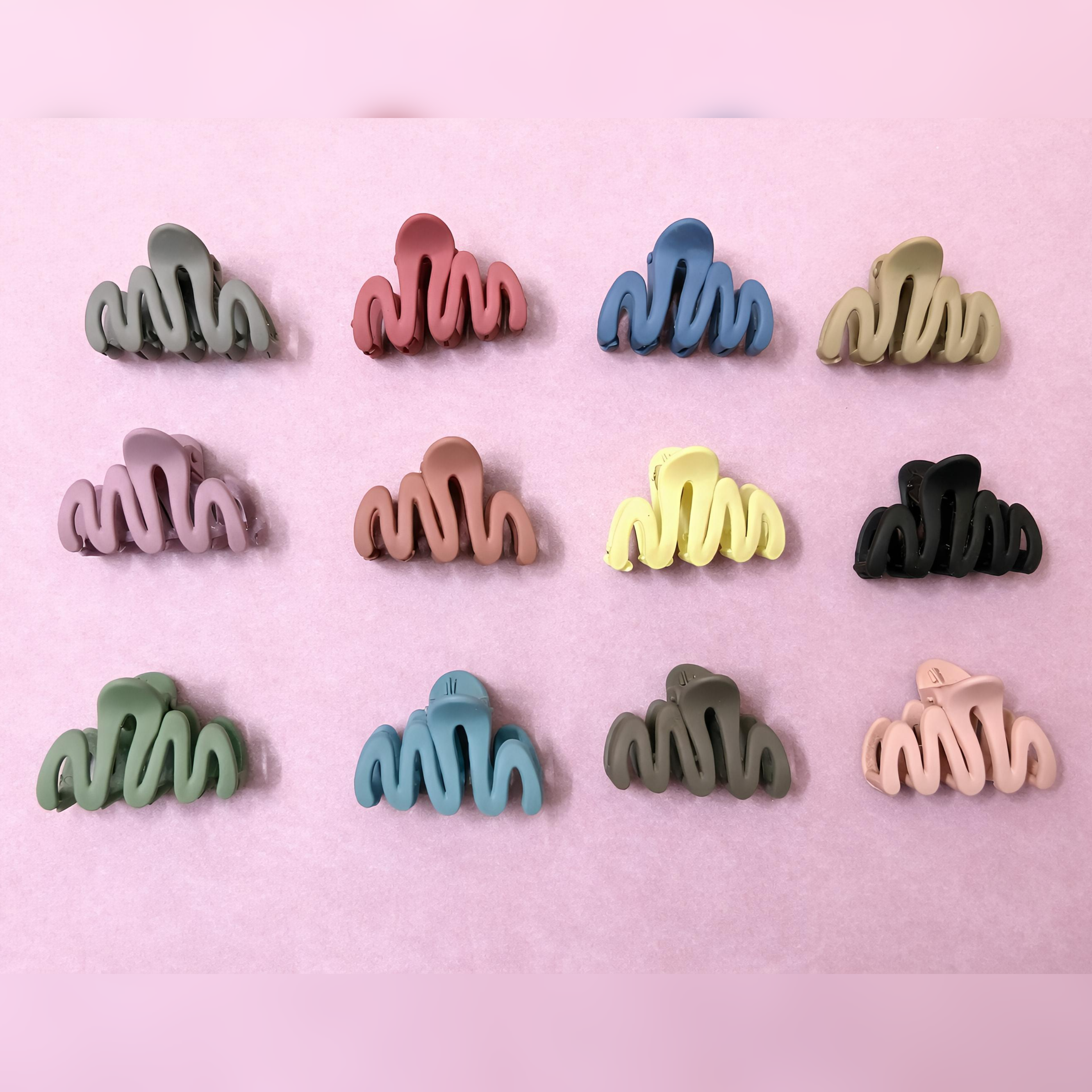 Matte Wave Hair Claw Clip