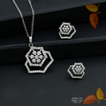 Pendant set