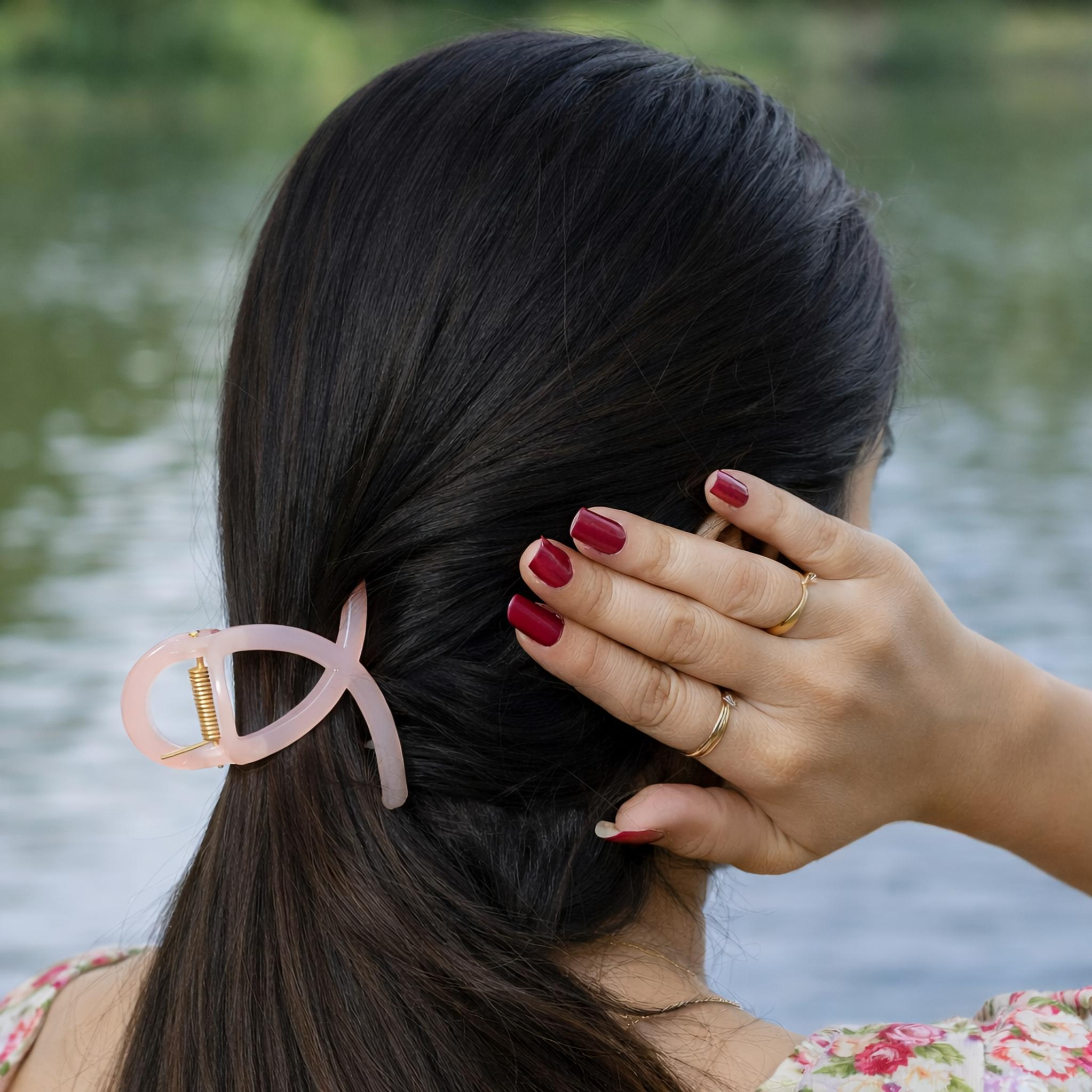 Elegant Loop Hair Claw Clip