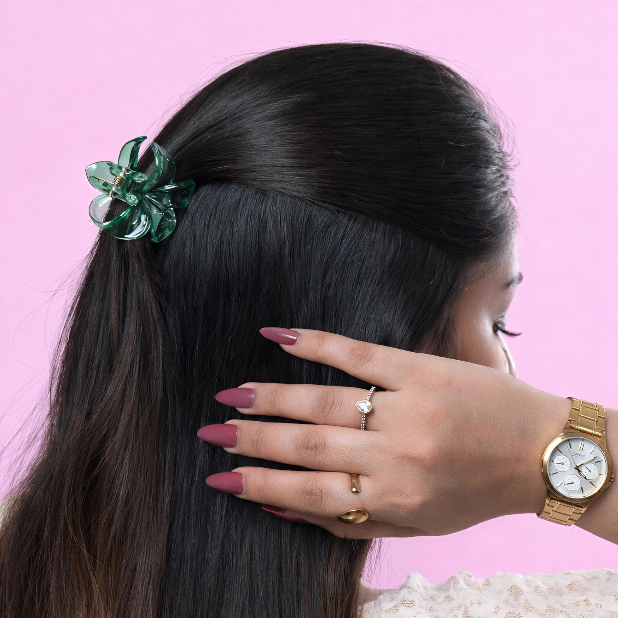Transparent Dual-Tone Flower Hair Claw