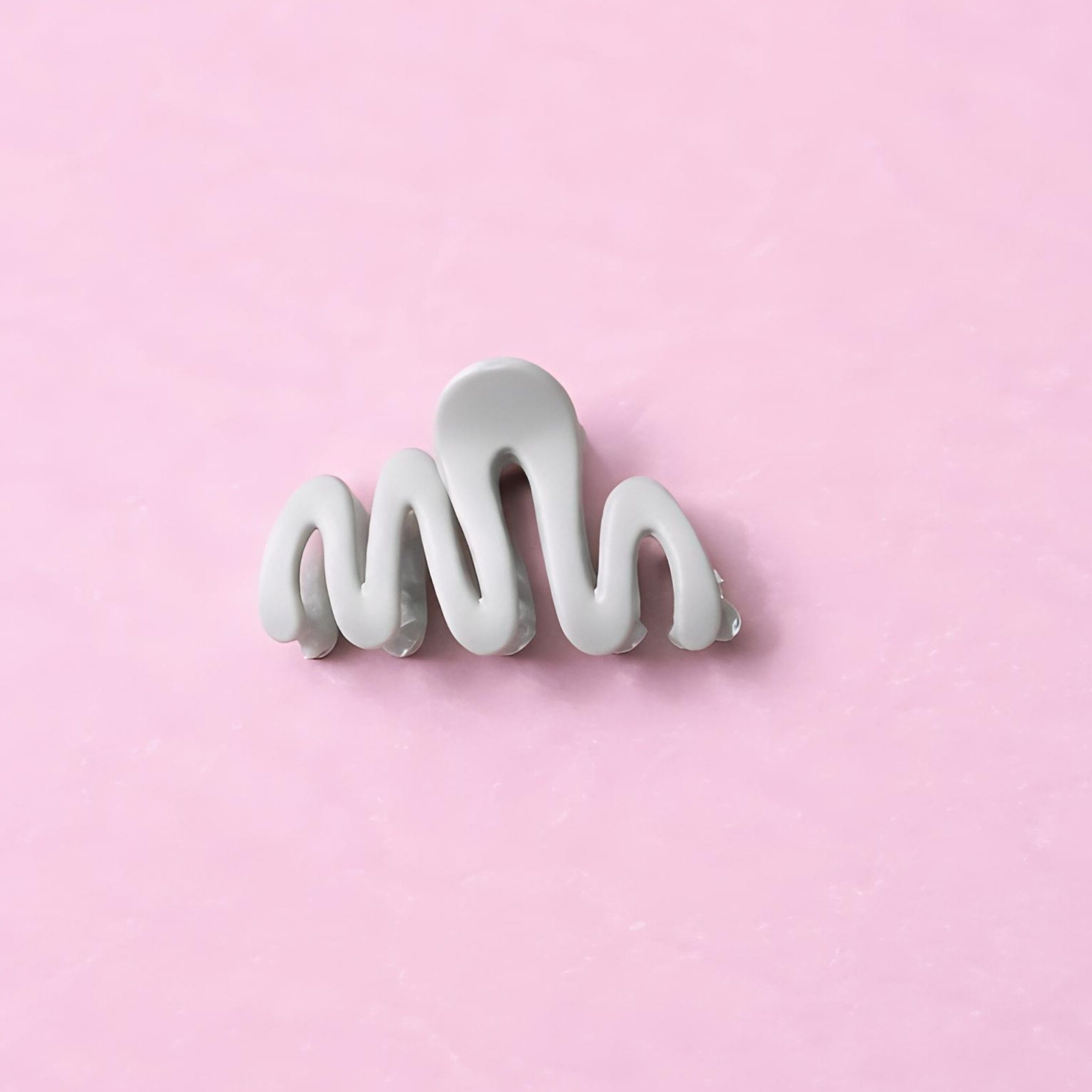 Matte Wave Hair Claw Clip